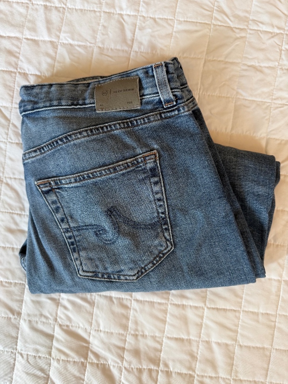 AG-ED Ex-Boyfriend Jeans Size 30